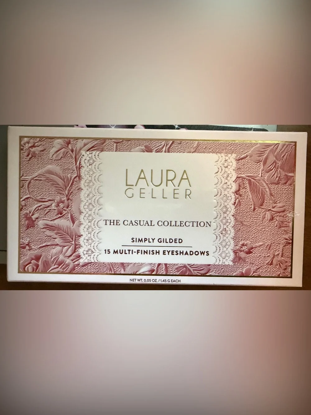 Laura Geller The Casual Collection 15 Multi-Finish Eyeshadows